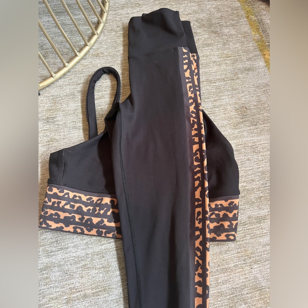 beach riot set